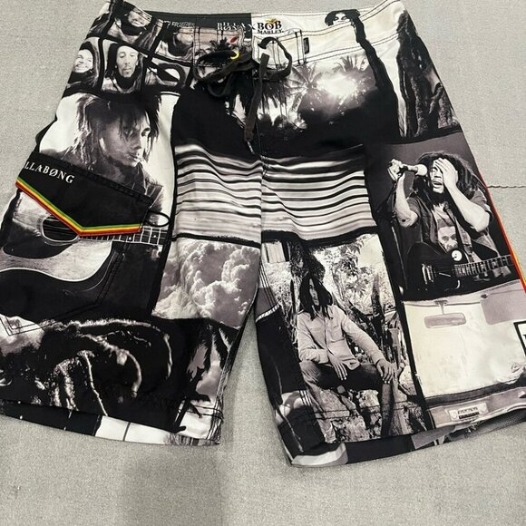 [32]Billabong Bob Marley Black Graphic Men's Board Shorts - Picture 1 of 9